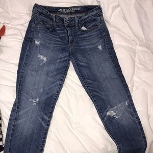 American eagle distressed jeans